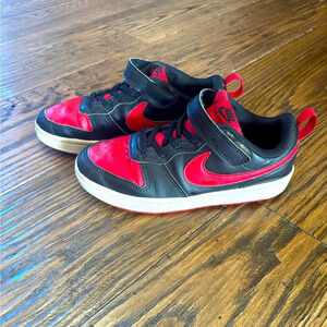 Nike Kids Sneakers Black and Red with Strap